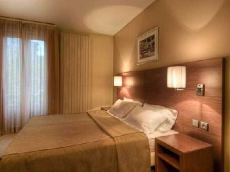 Hotel Gabriel Issy Paris מראה חיצוני תמונה